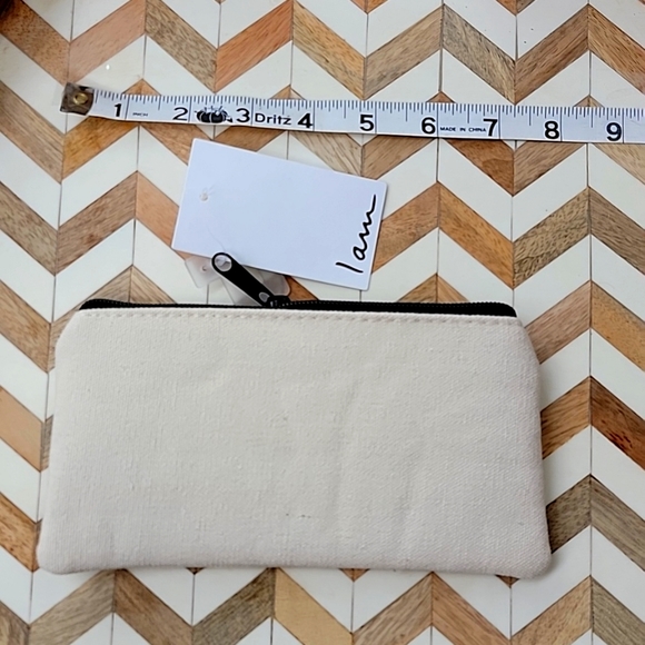 Padded Canvas Zip Pouch BRAND NEW ☆with the 🏷tags! - Picture 3 of 8